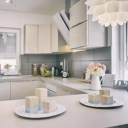 Mit Privatem Pool, Wlan, Sonnenliegen, Terrasse Und Eigenem Grillbereich Feriehus *