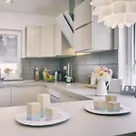 Mit Privatem Pool, Wlan, Sonnenliegen, Terrasse Und Eigenem Grillbereich Feriehus *